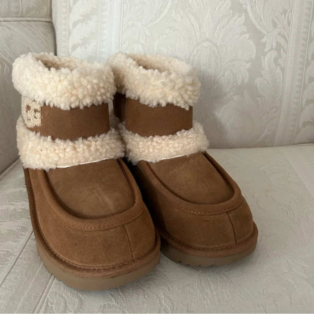 Kids UGG Ultra Mini Fluff GS Chestnut Brown Nude Khaki 1143701K Snow Rain Boots